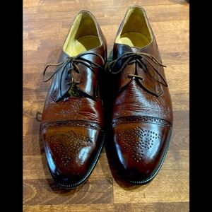 Johnston and Murphy Cellini Mens Brown dress shoe